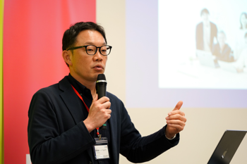 森本 新士氏　登壇